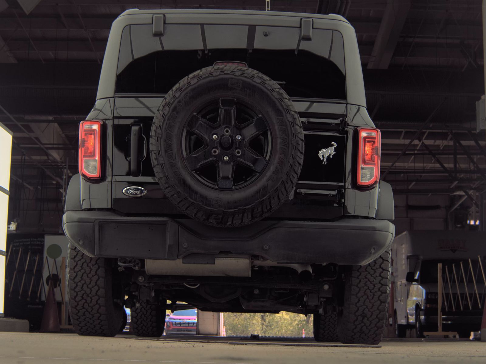 FORD BRONCO - 8