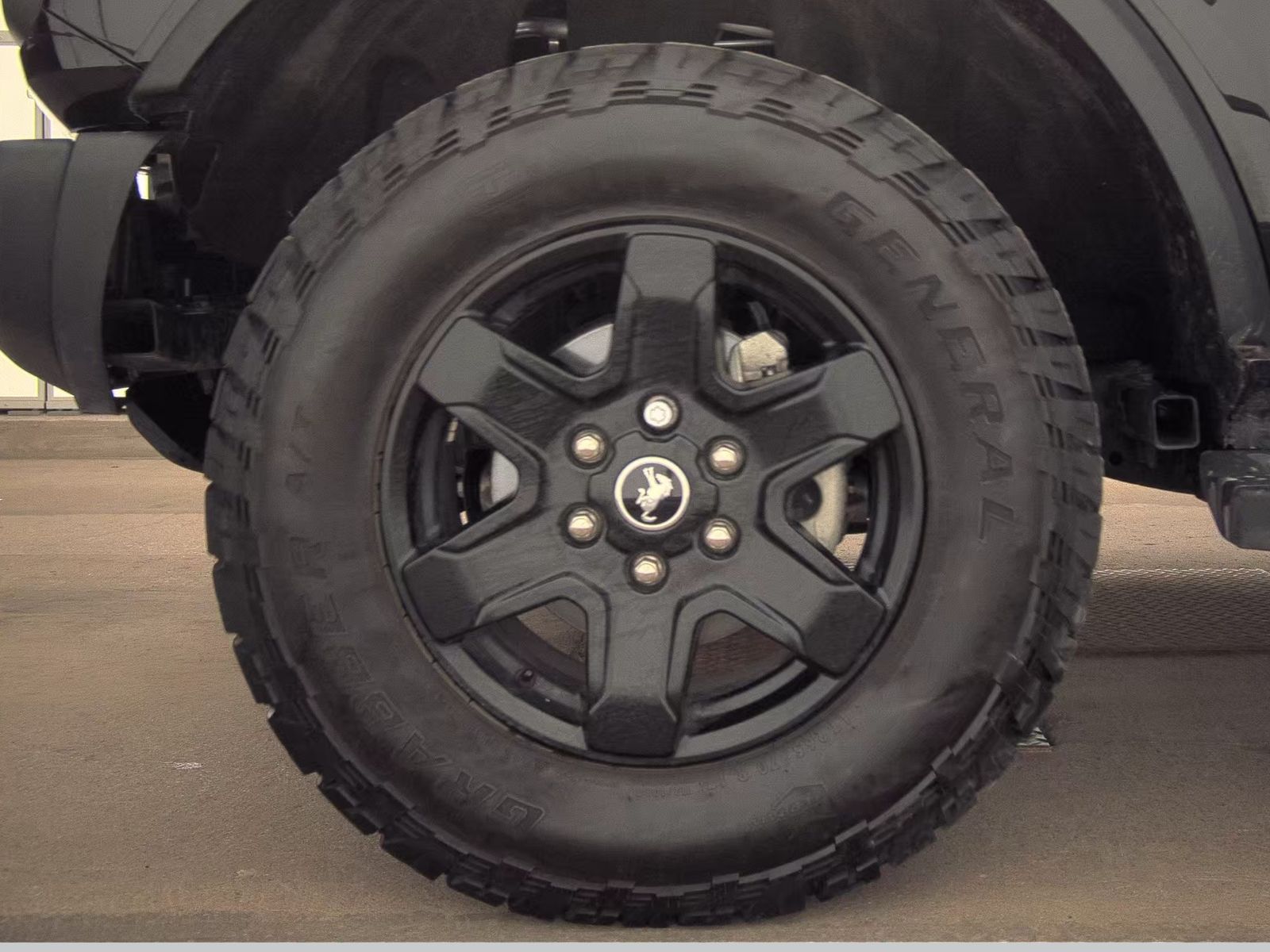 FORD BRONCO - 10
