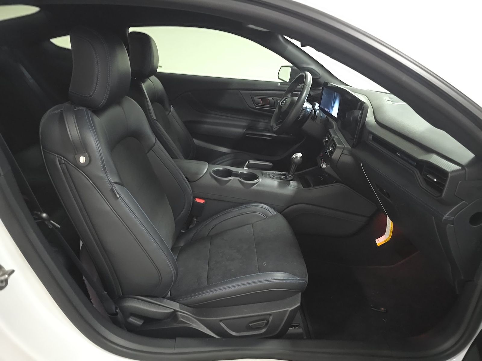 FORD MUSTANG - 9