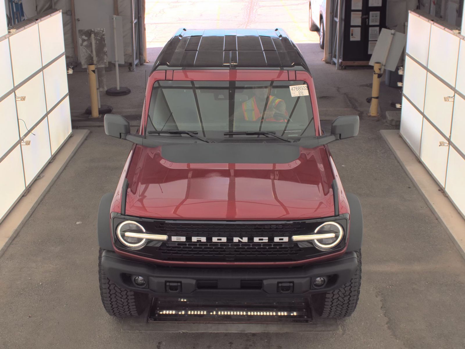 FORD BRONCO - 3
