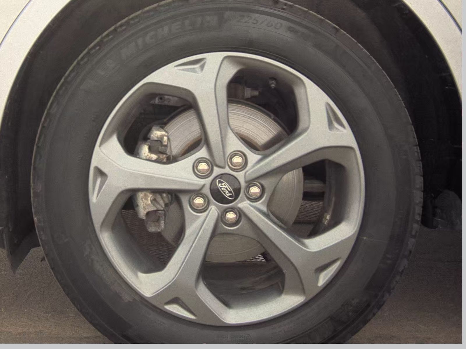 FORD ESCAPE - 10
