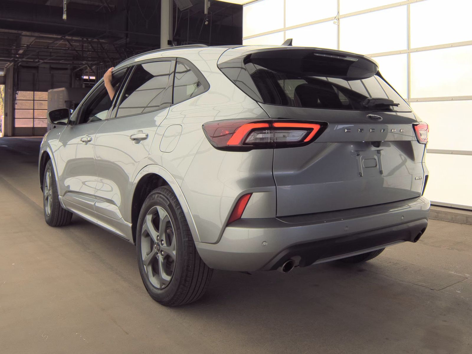 FORD ESCAPE - 9