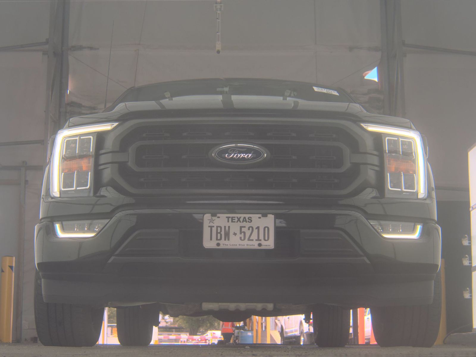 FORD F-150 - 4