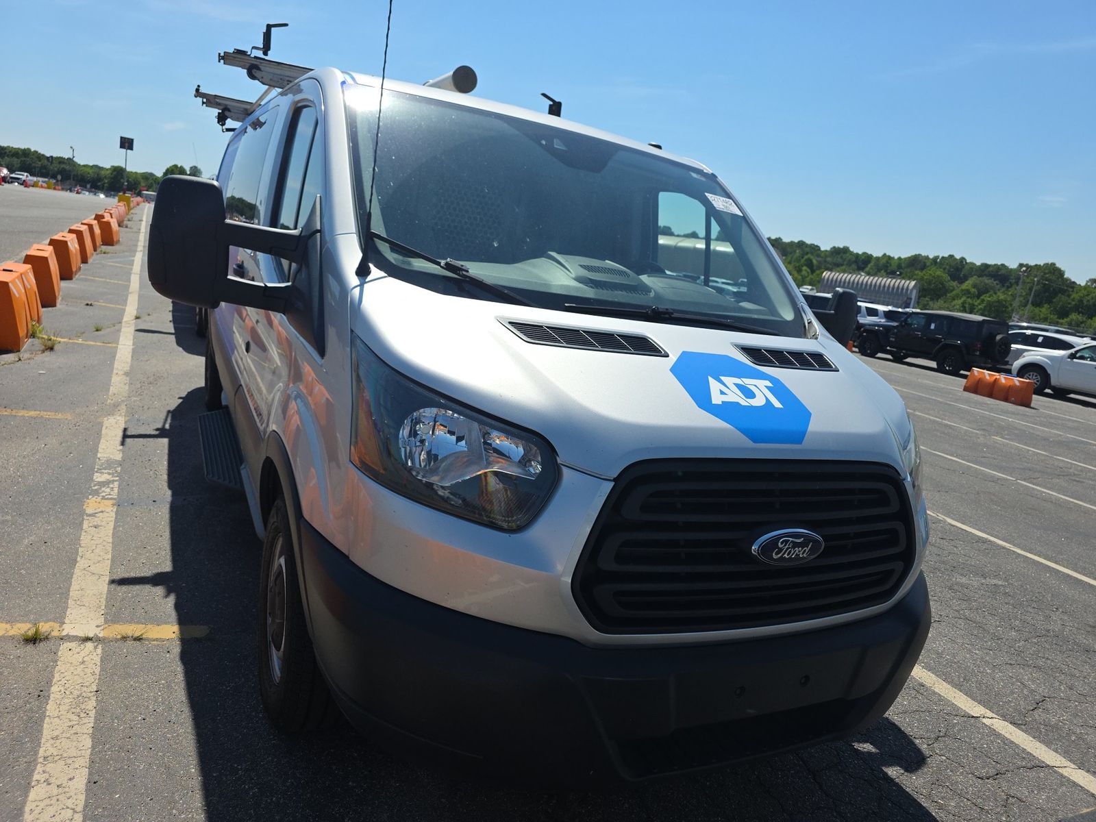 FORD TRANSIT 150 - 3