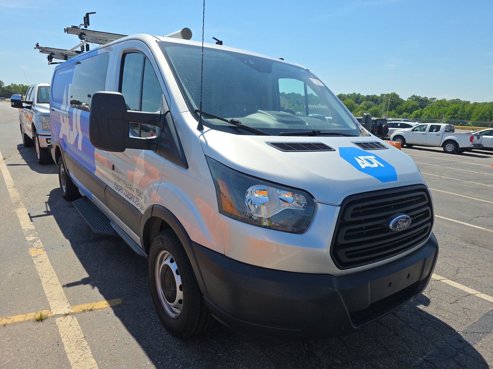FORD TRANSIT 150 - 4