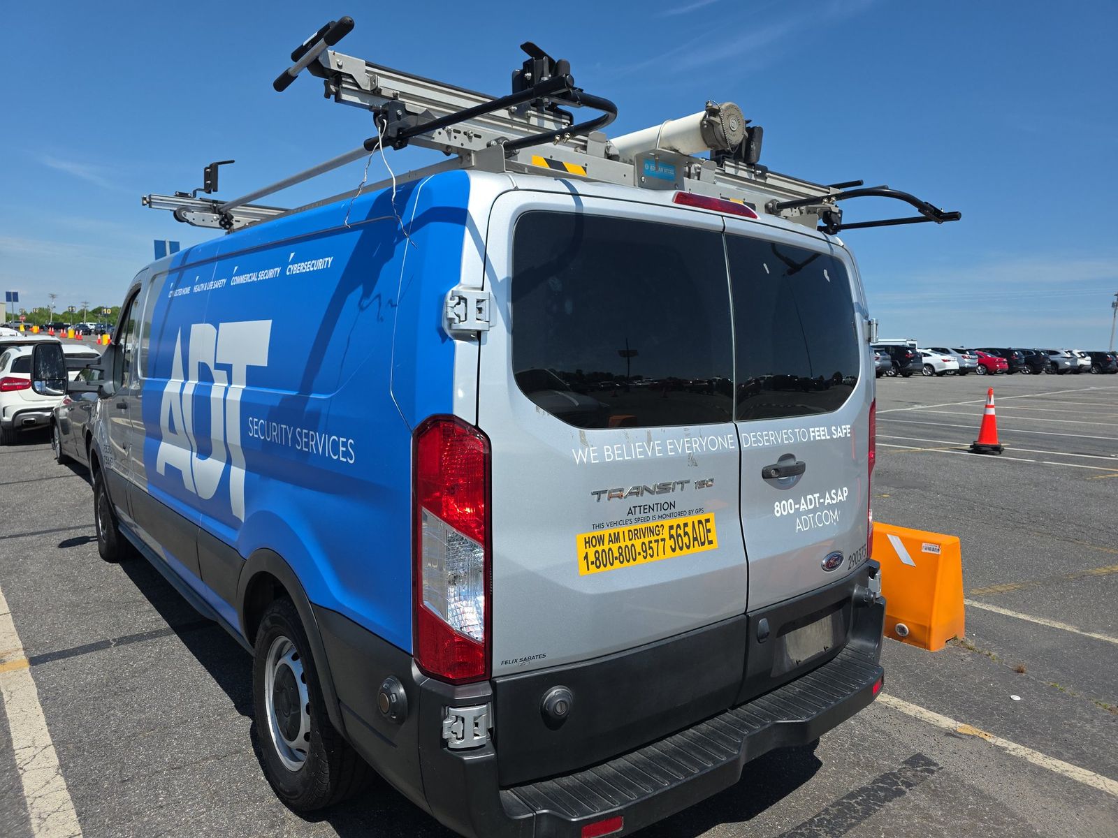 FORD TRANSIT 150 - 7