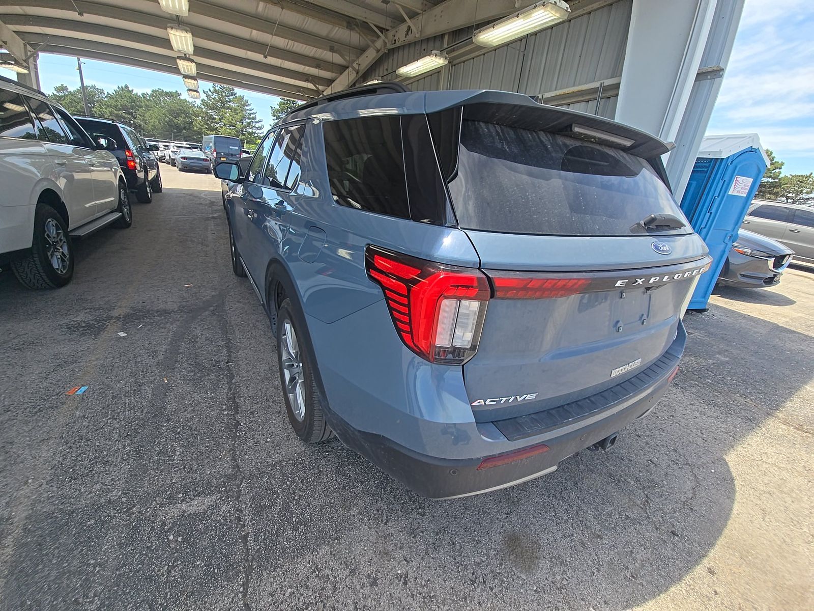 FORD EXPLORER - 7