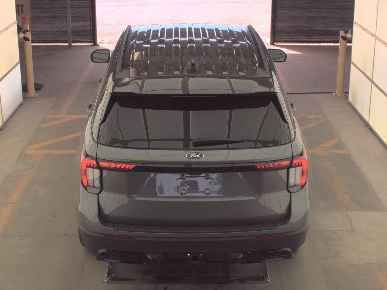 FORD EXPLORER - 7