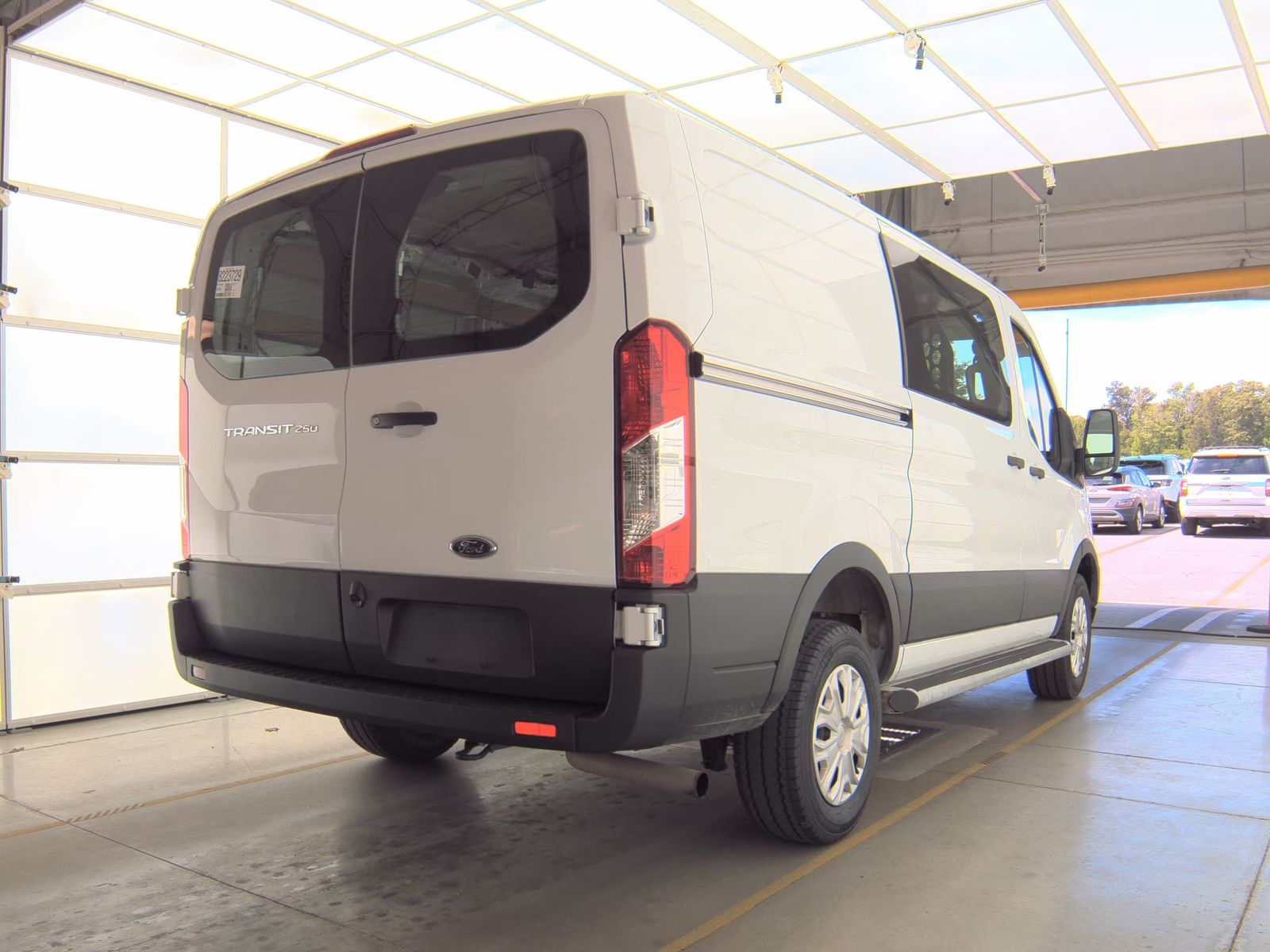 FORD TRANSIT 250 - 6