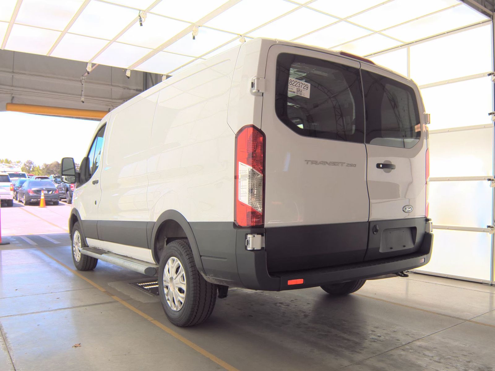 FORD TRANSIT 250 - 9