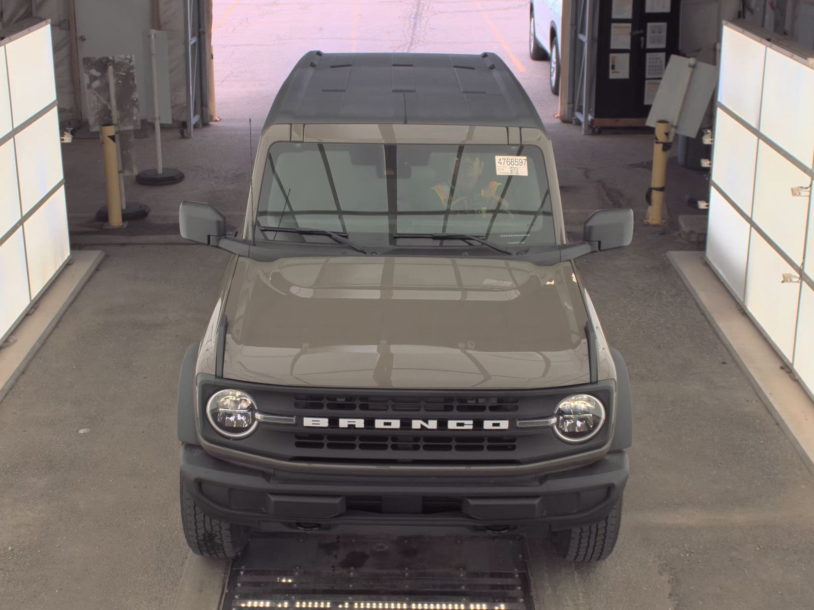 FORD BRONCO - 3