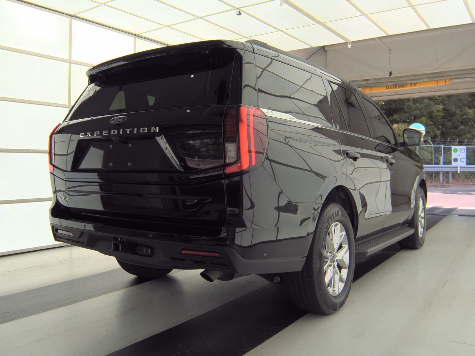 FORD EXPEDITION - 6