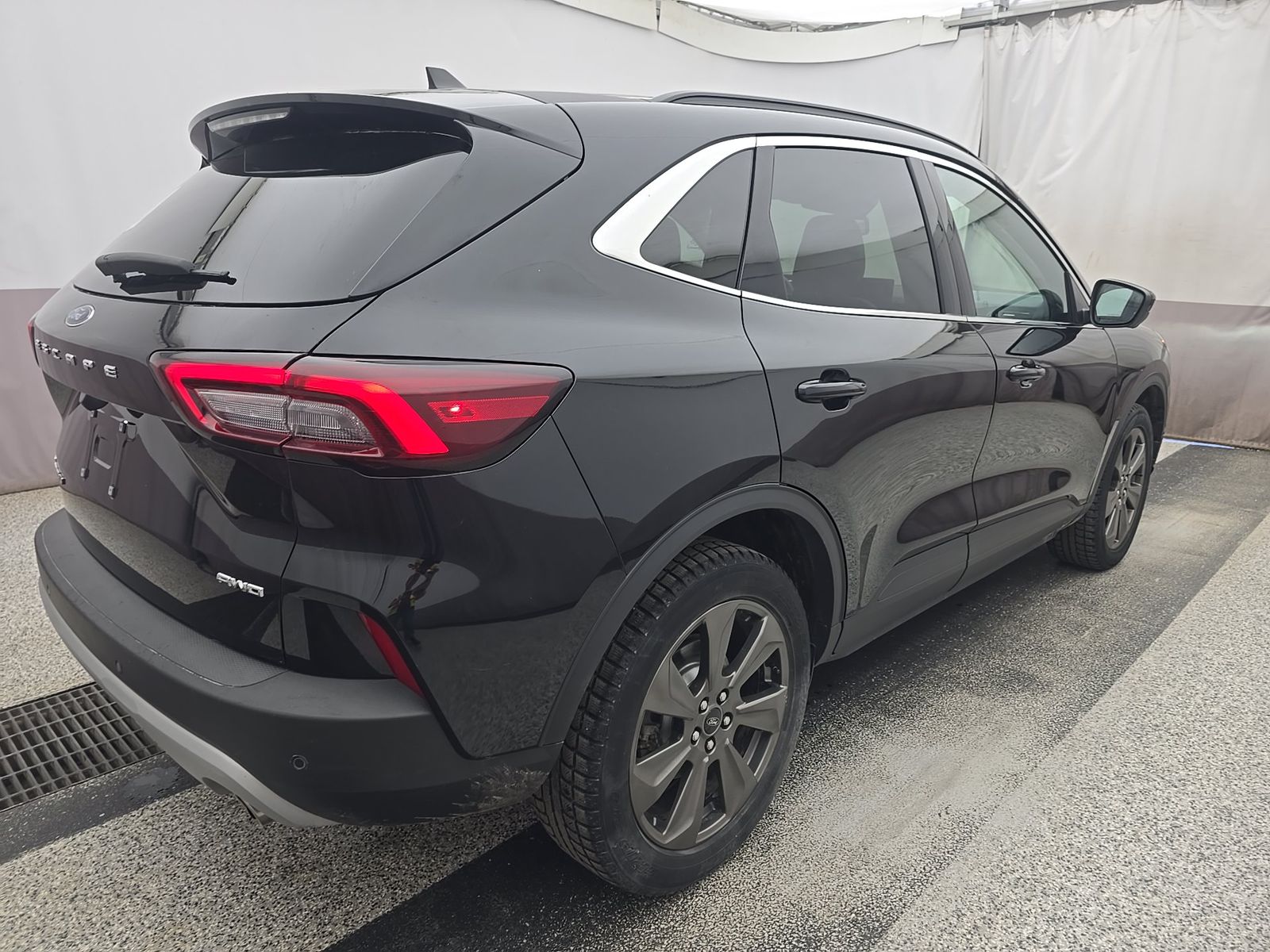 FORD ESCAPE - 5