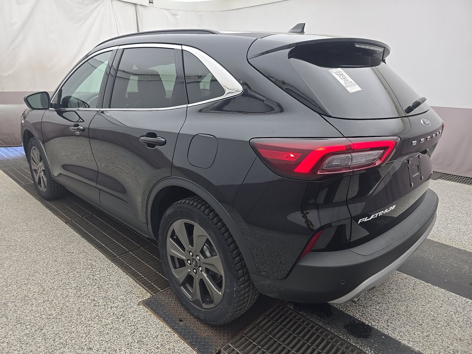 FORD ESCAPE - 7