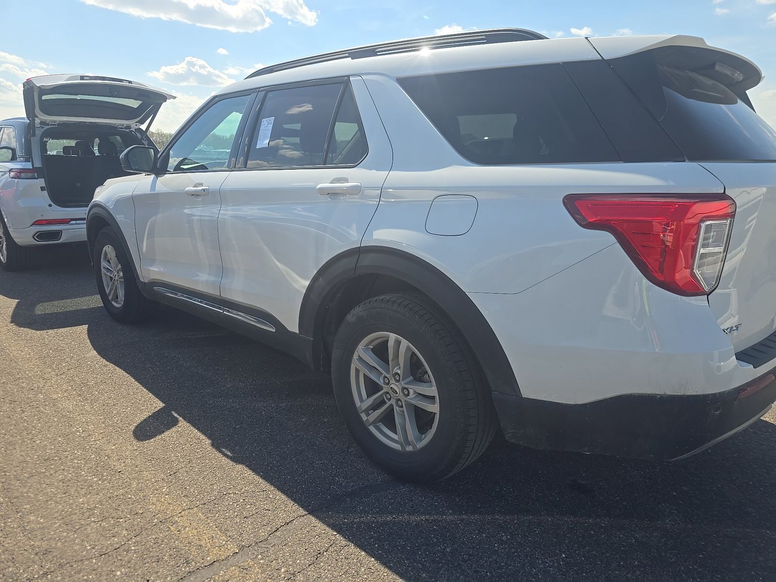 FORD EXPLORER - 9