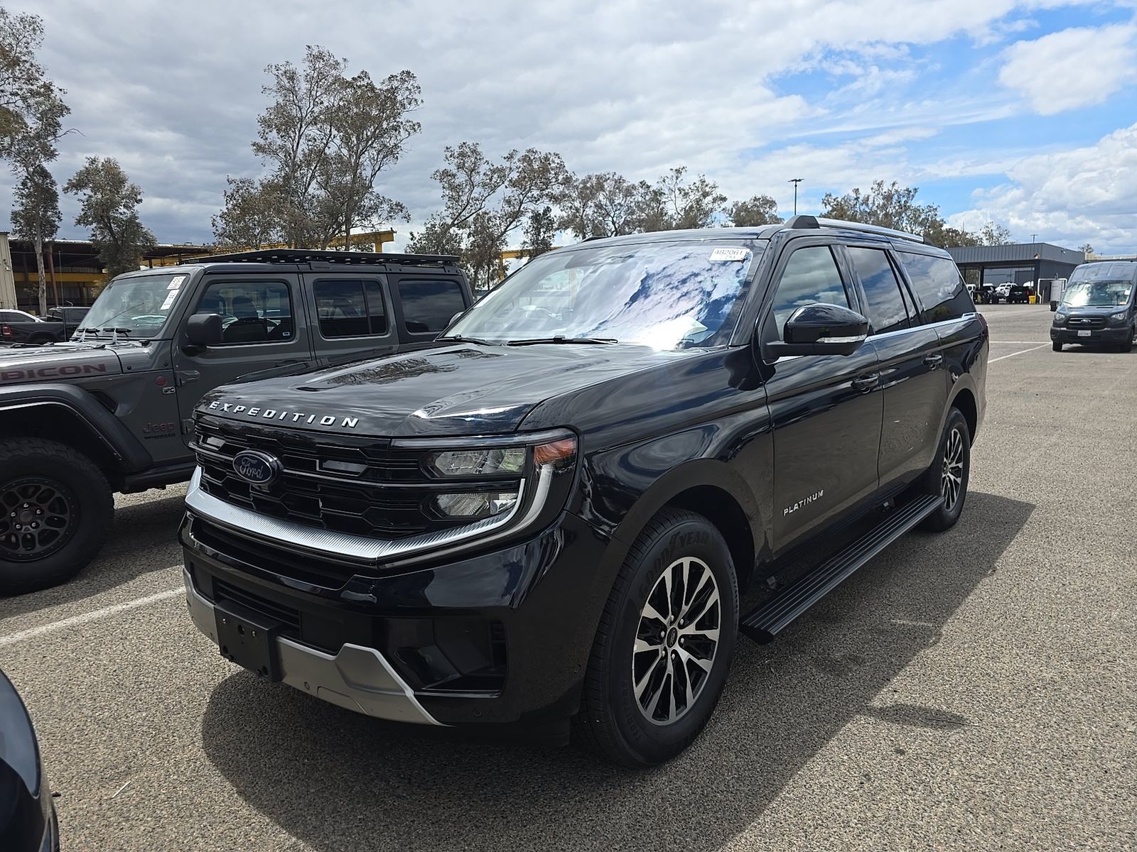 FORD EXPEDITION MAX - 1