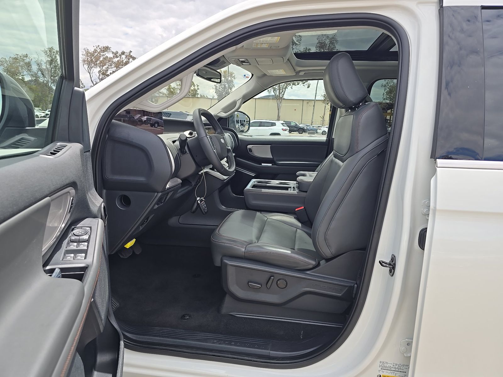FORD EXPEDITION MAX - 8
