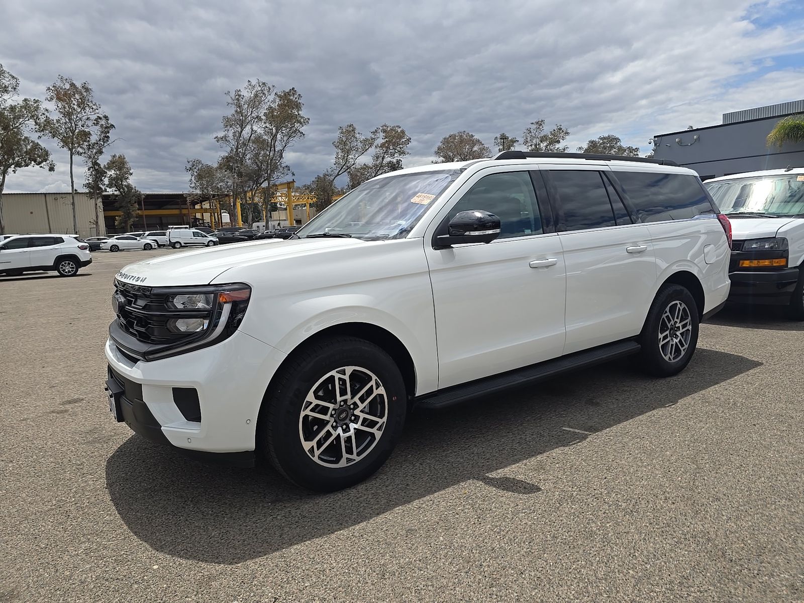 FORD EXPEDITION MAX - 1