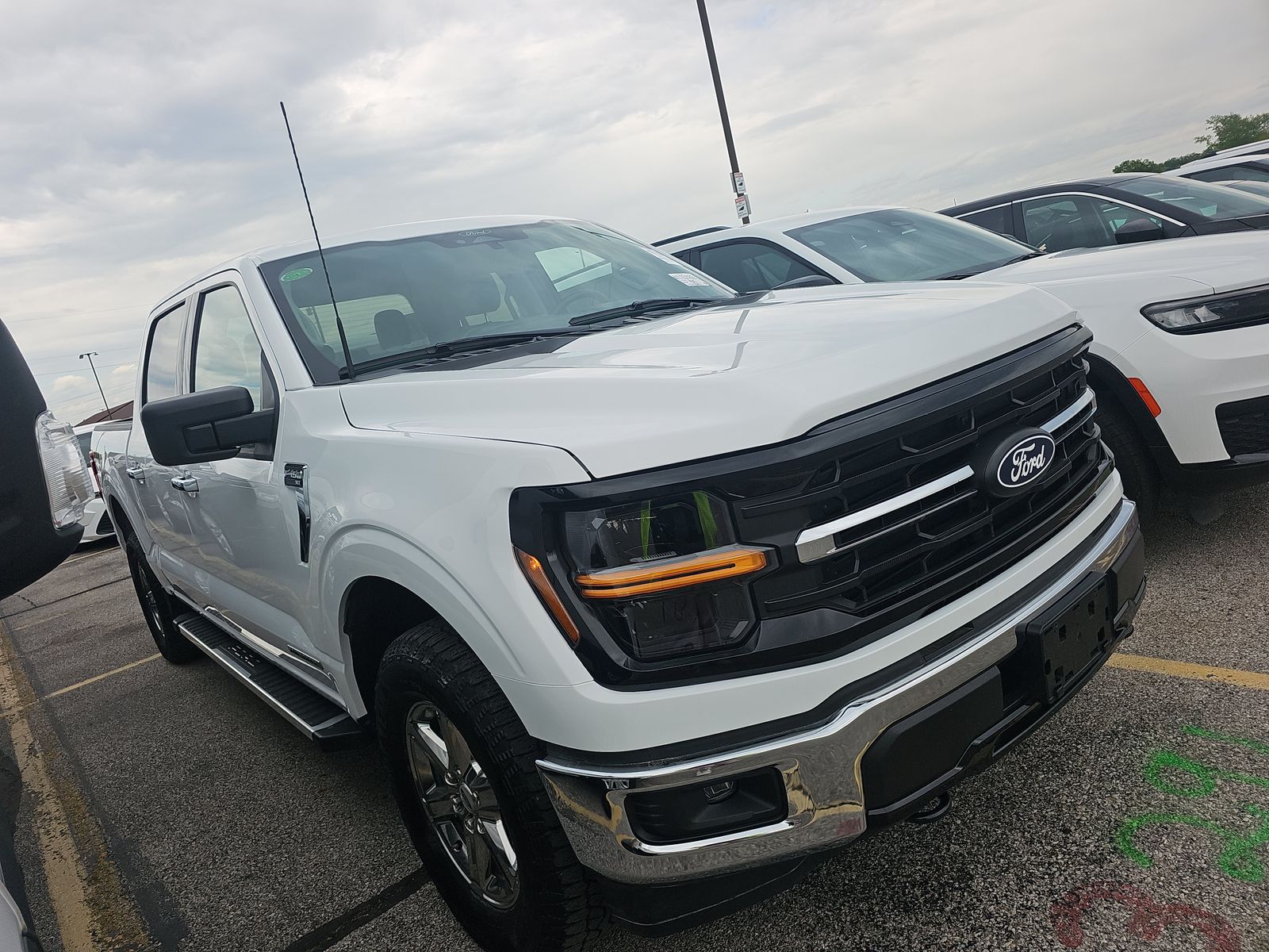 FORD F-150 - 4