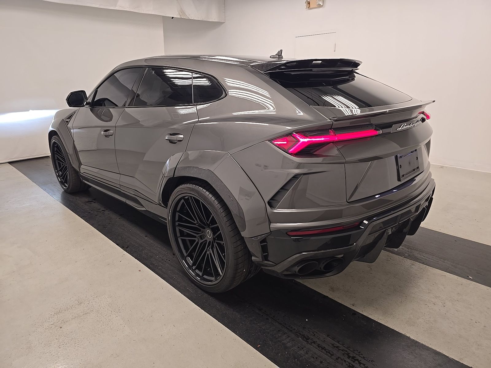 2022 Lamborghini Urus Graphite Capsule AWD