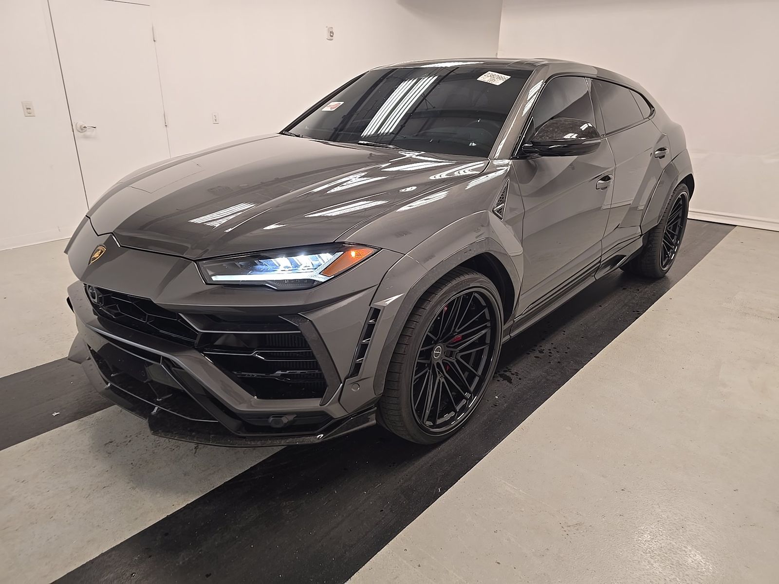 2022 Lamborghini Urus Graphite Capsule AWD