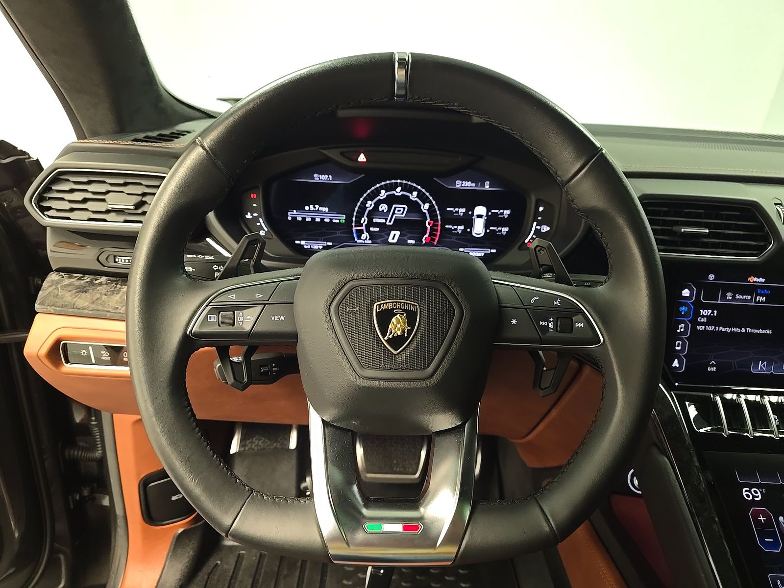 2022 Lamborghini Urus Graphite Capsule AWD