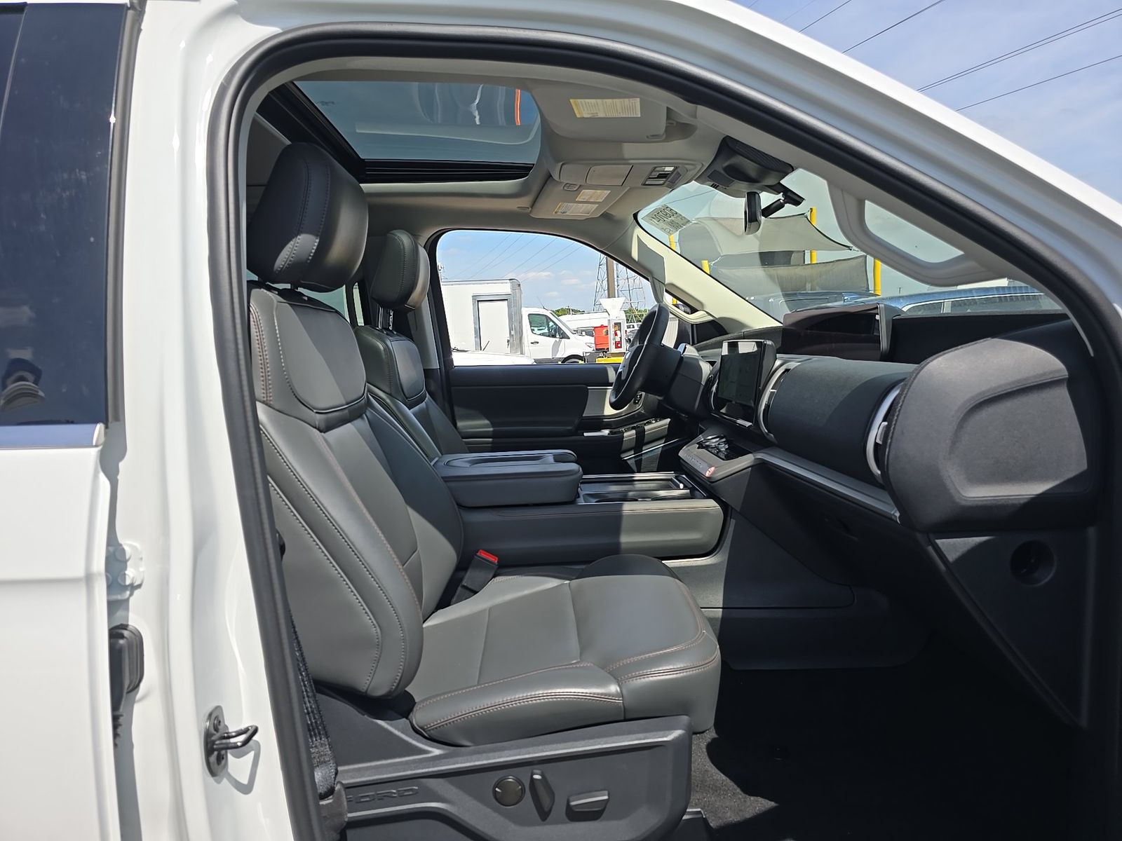 FORD EXPEDITION - 3