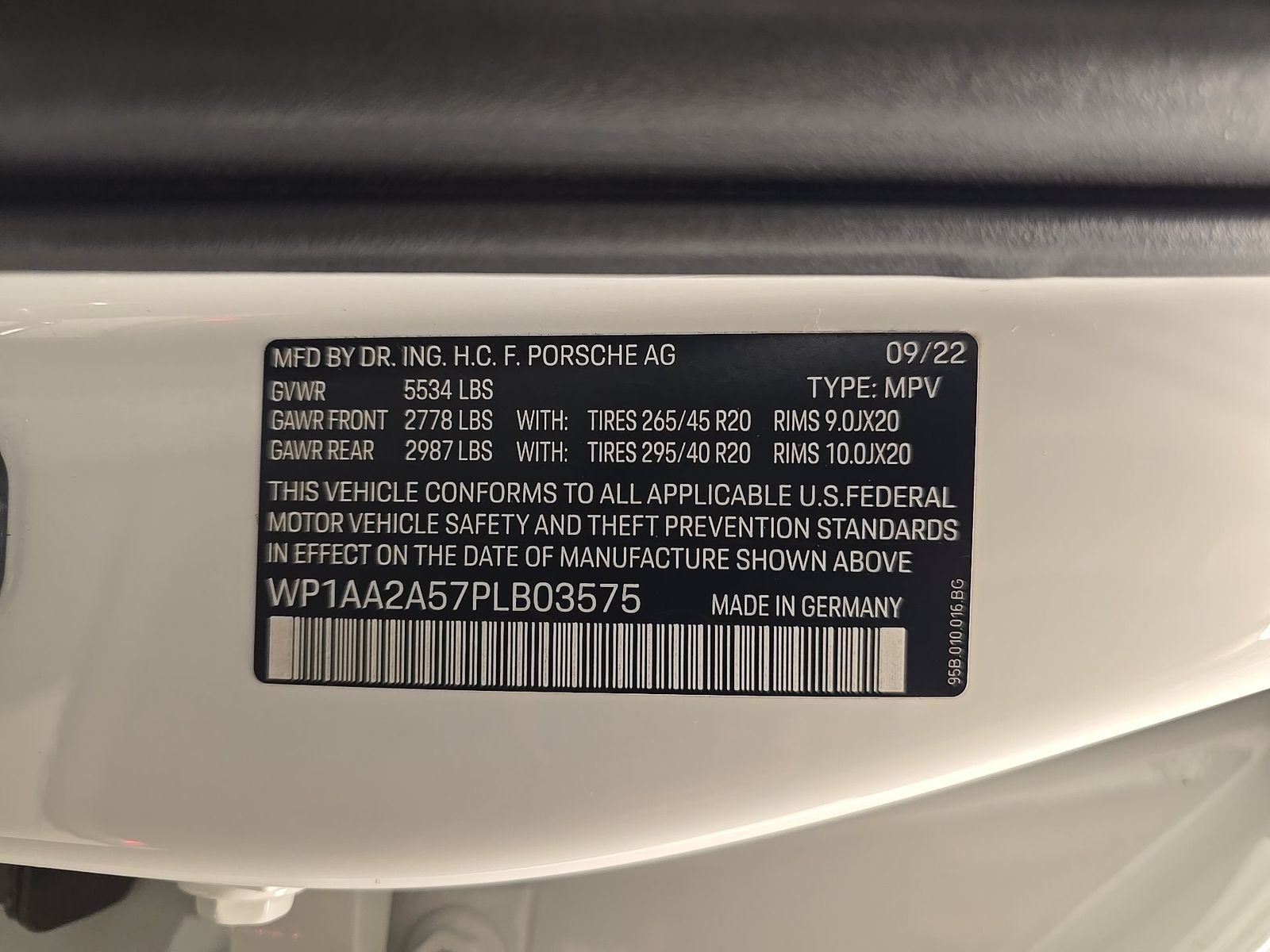 2023 Porsche Macan Base AWD