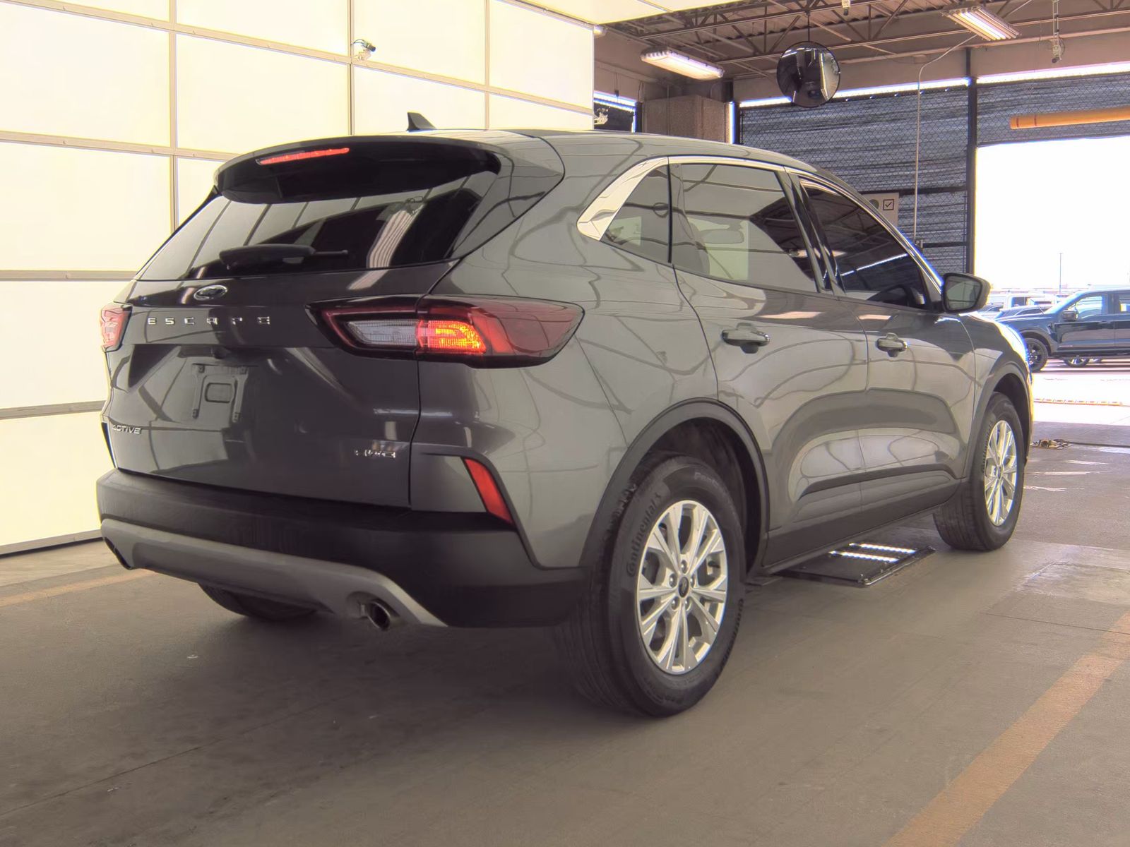 FORD ESCAPE - 6