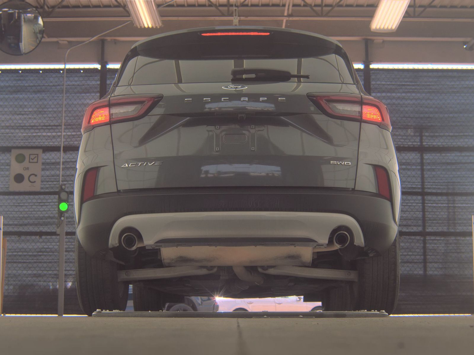 FORD ESCAPE - 8