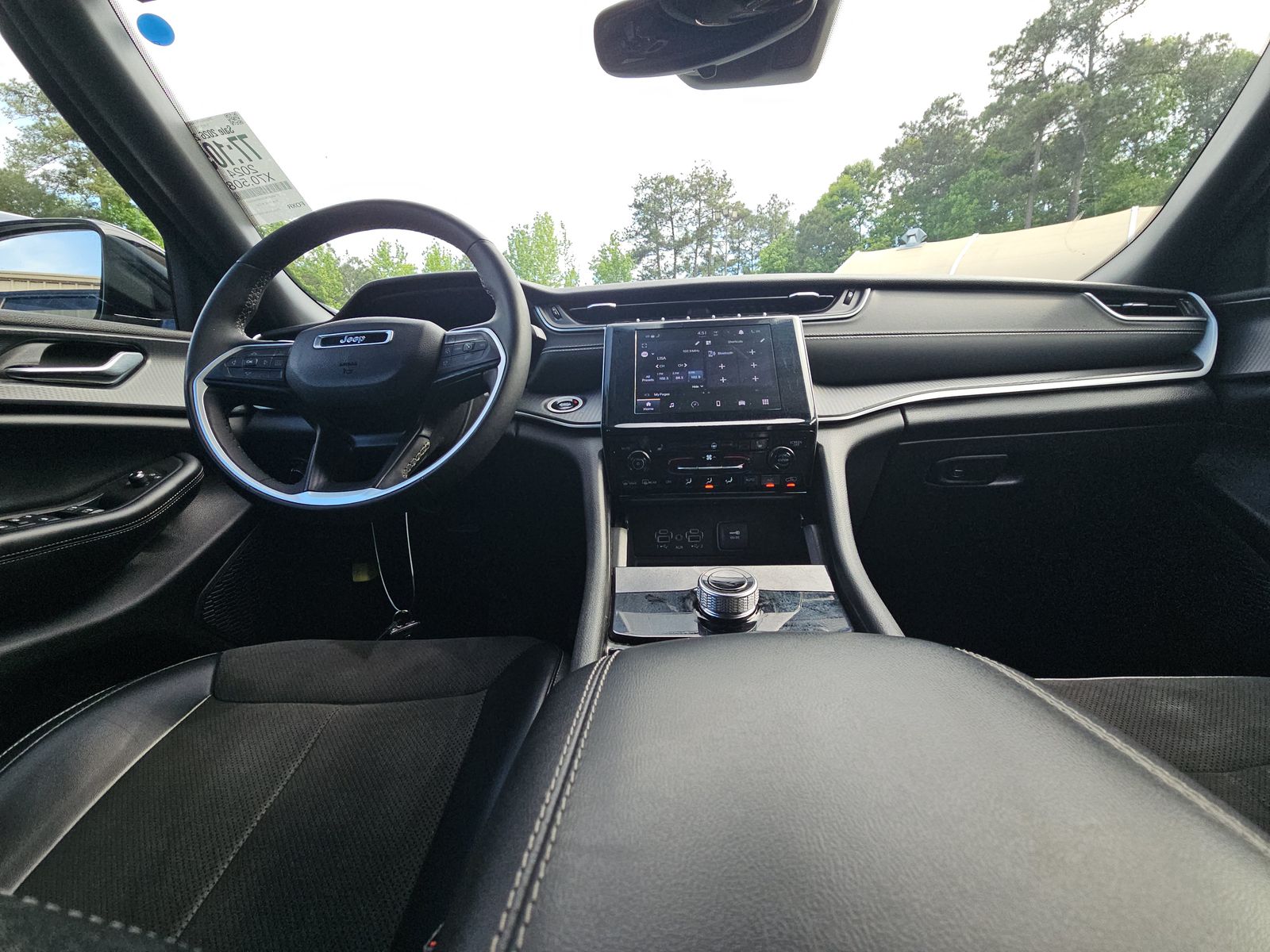 2024 Jeep Grand Cherokee Altitude RWD