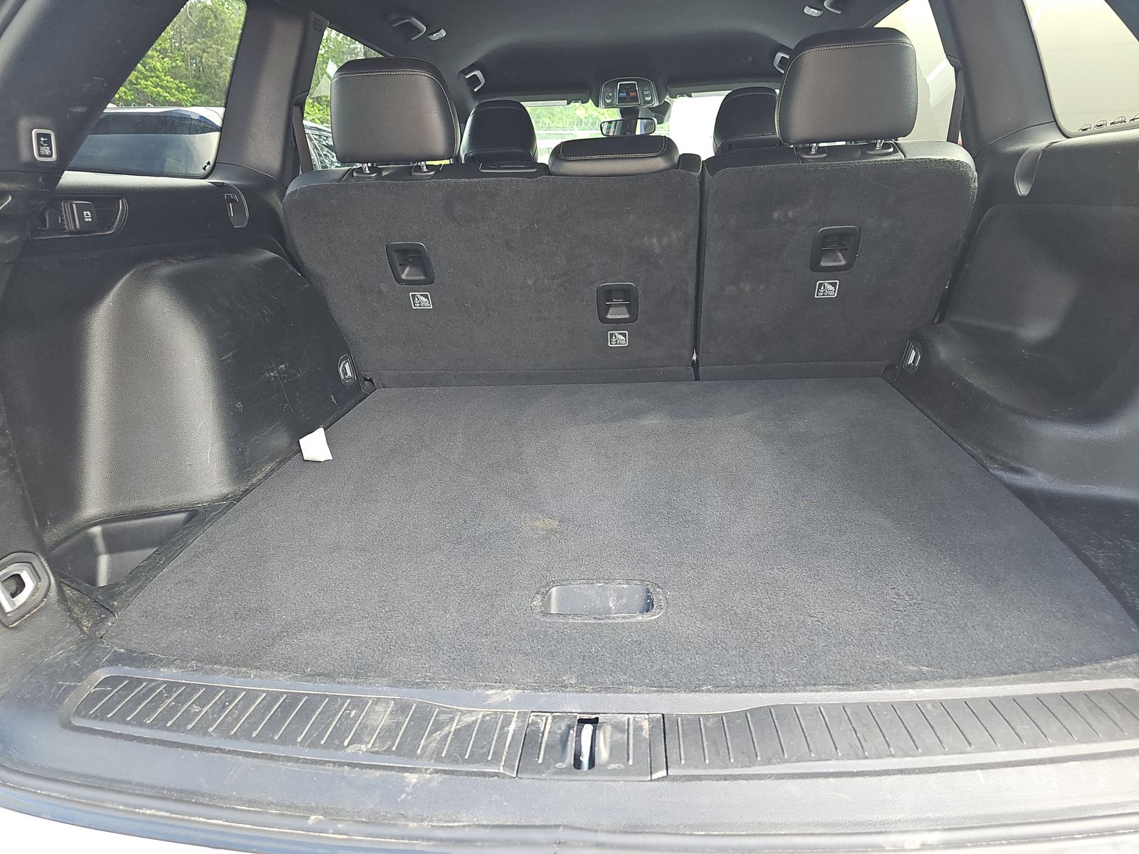 2024 Jeep Grand Cherokee Altitude RWD