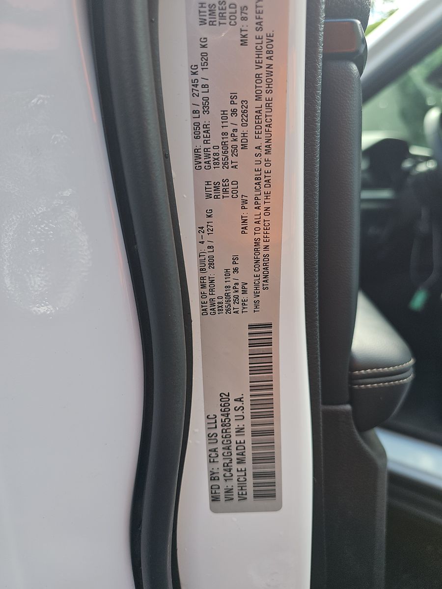 2024 Jeep Grand Cherokee Altitude RWD