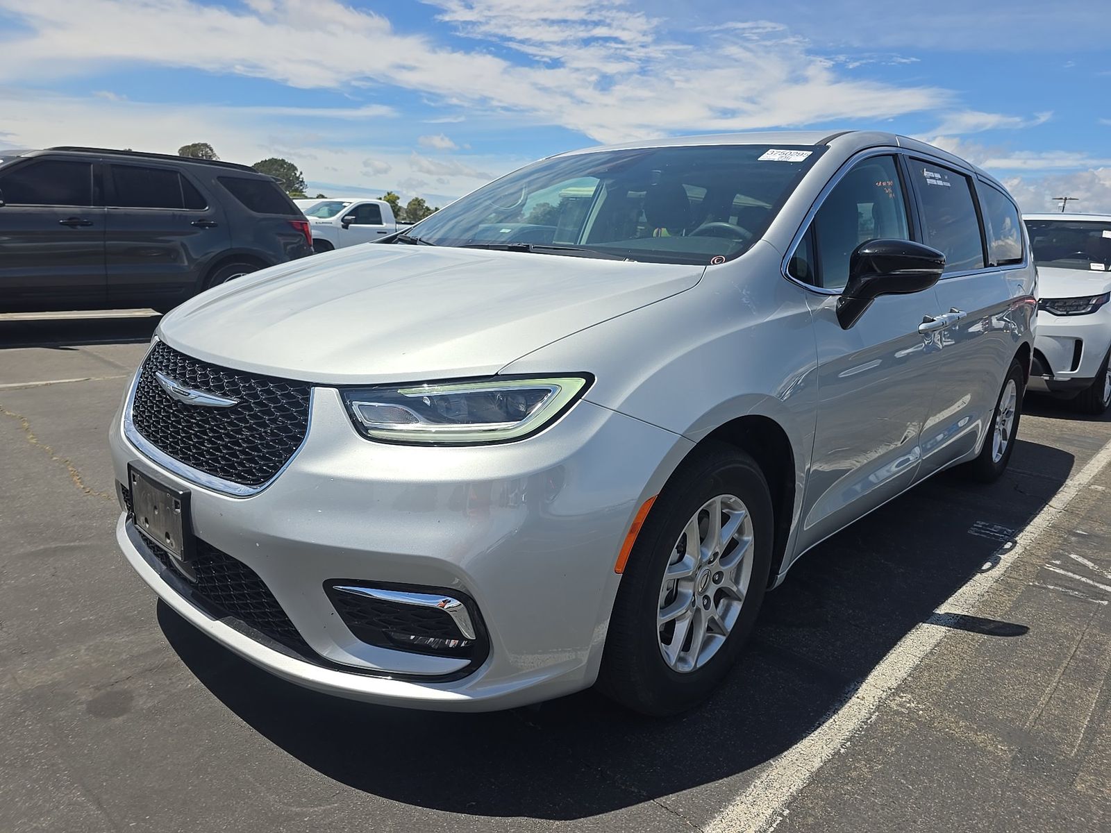 2024 Chrysler Pacifica Touring L FWD