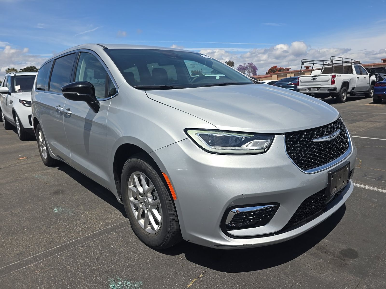 2024 Chrysler Pacifica Touring L FWD