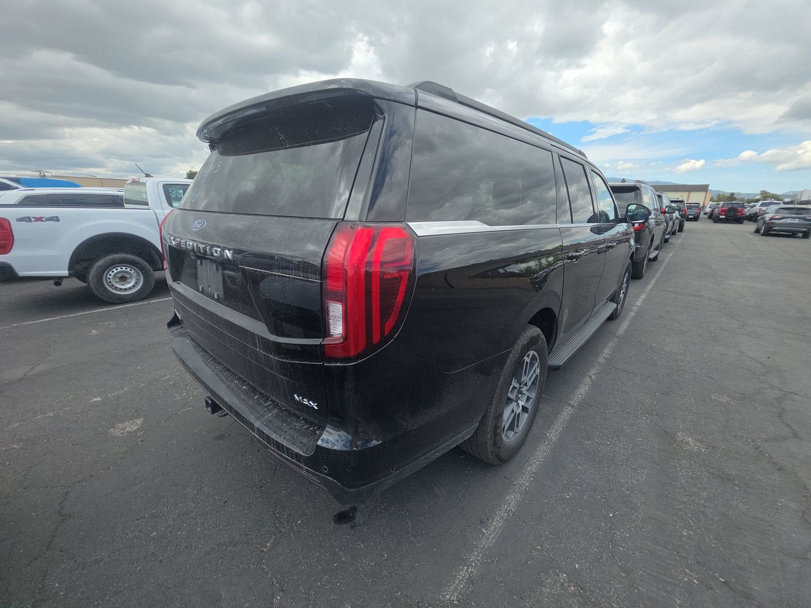 FORD EXPEDITION MAX - 5