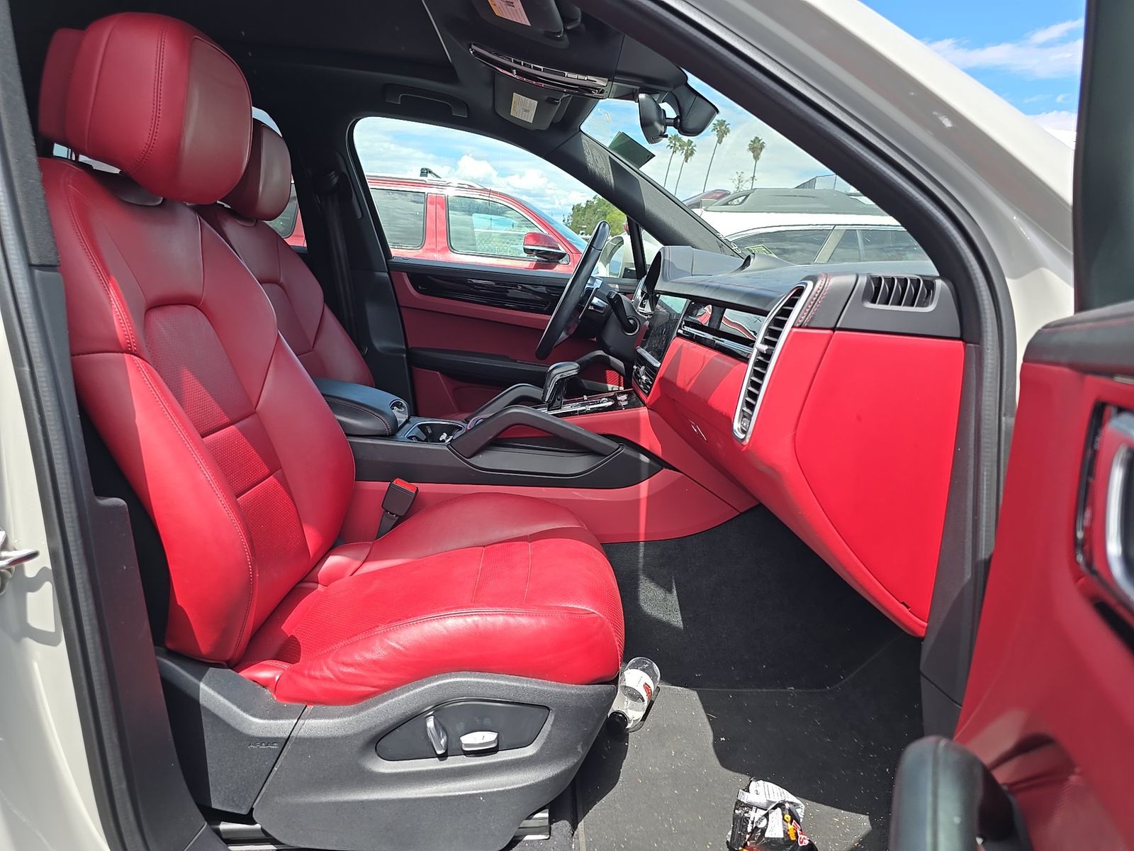 PORSCHE CAYENNE - 9