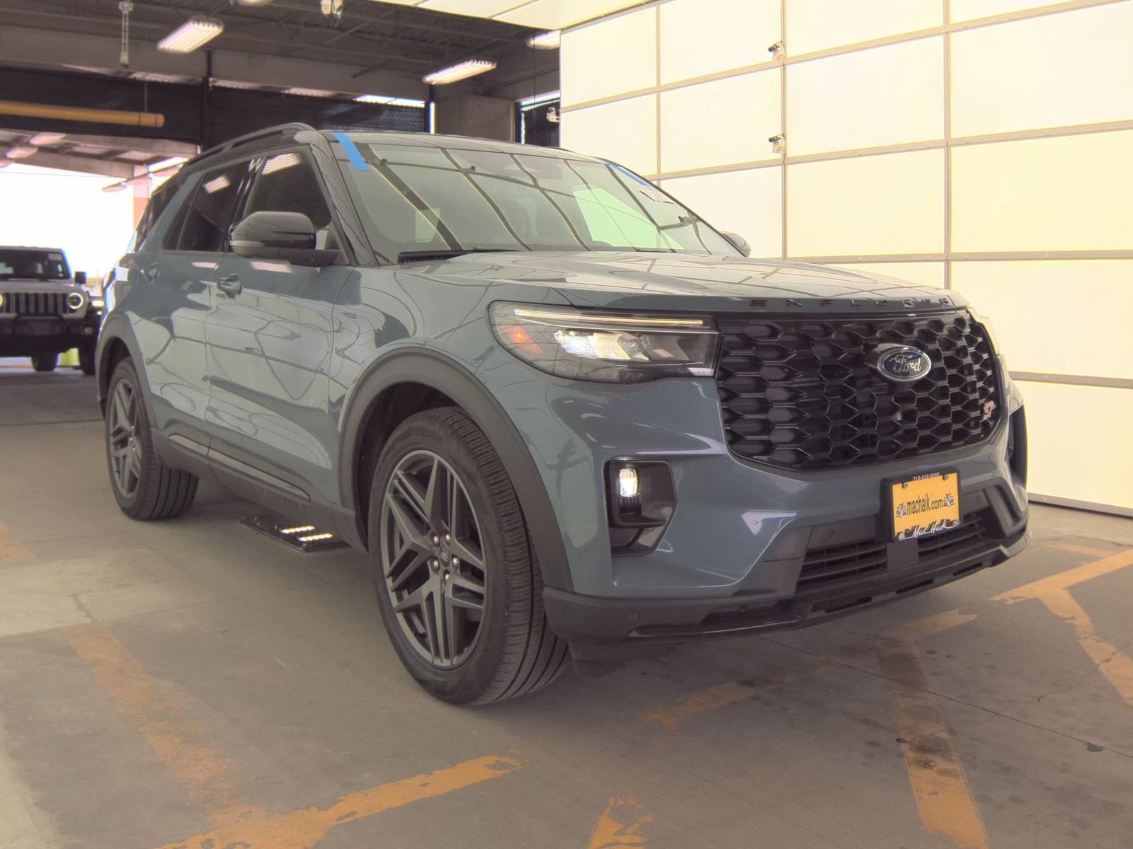 FORD EXPLORER - 5