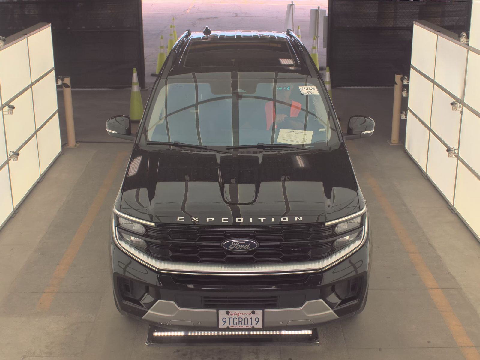 FORD EXPEDITION - 3