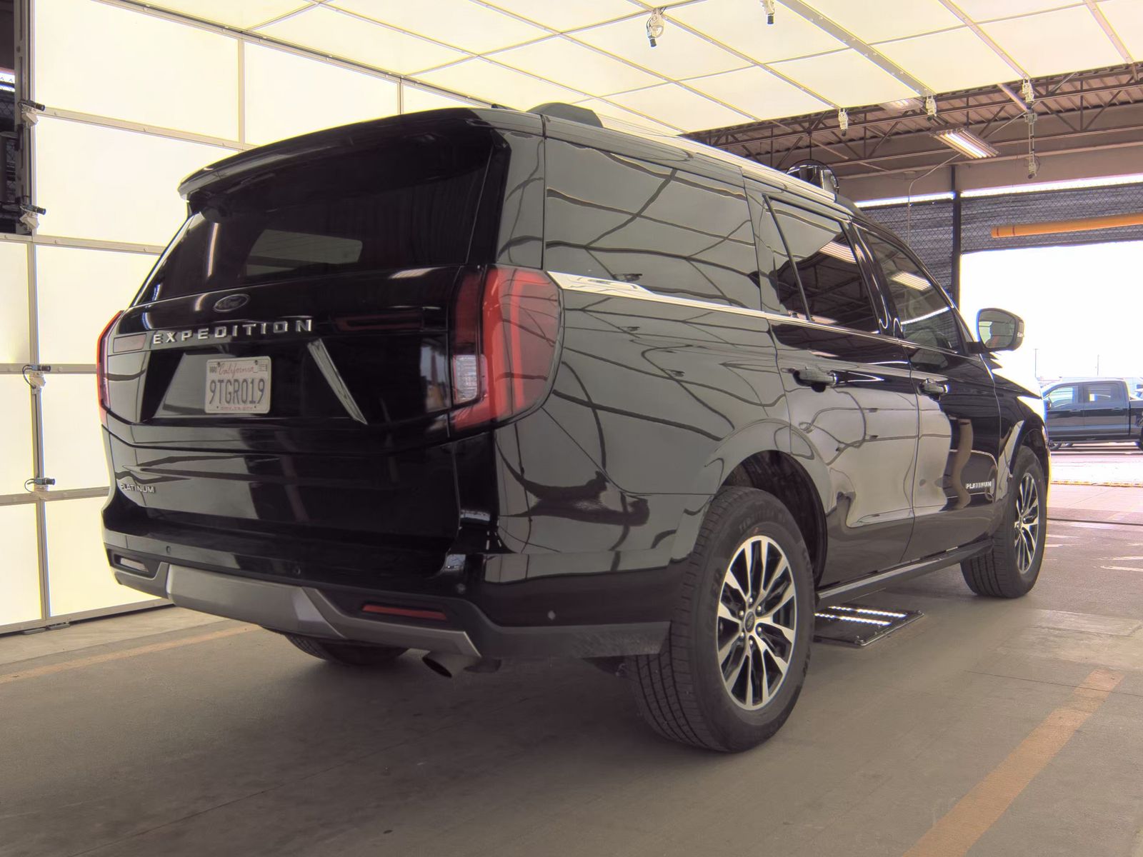 FORD EXPEDITION - 6