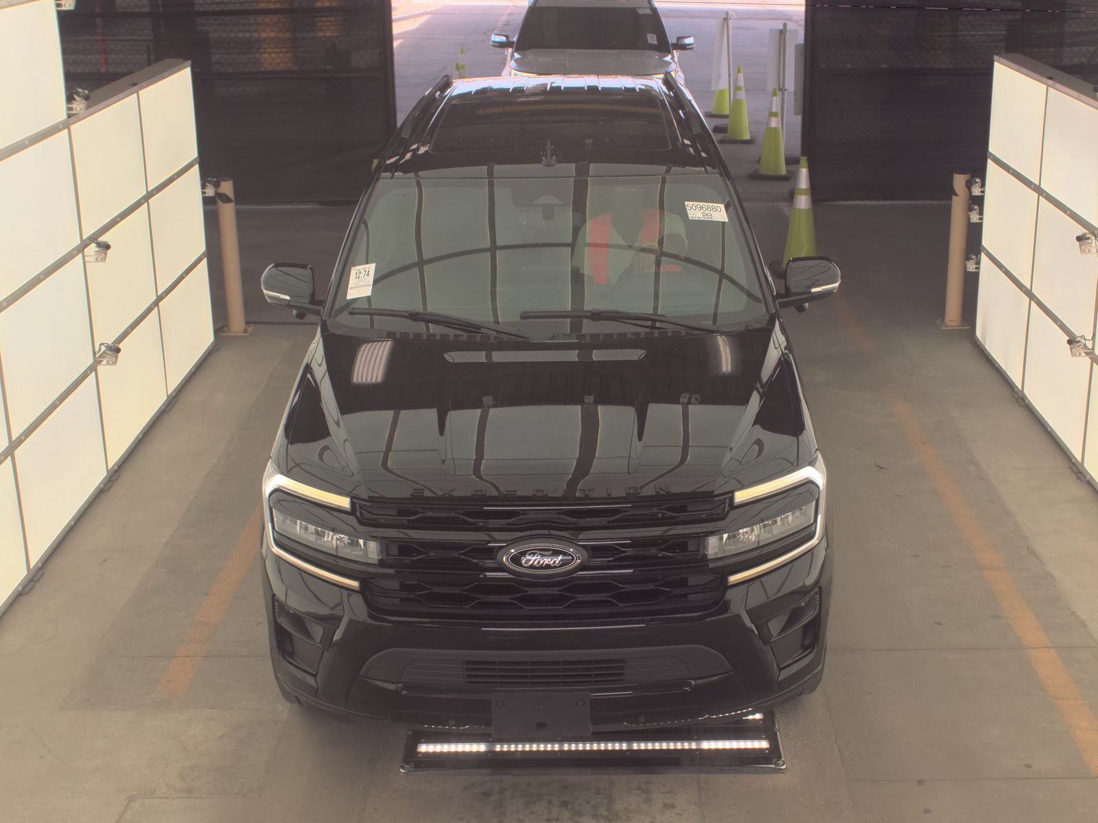 FORD EXPEDITION - 3
