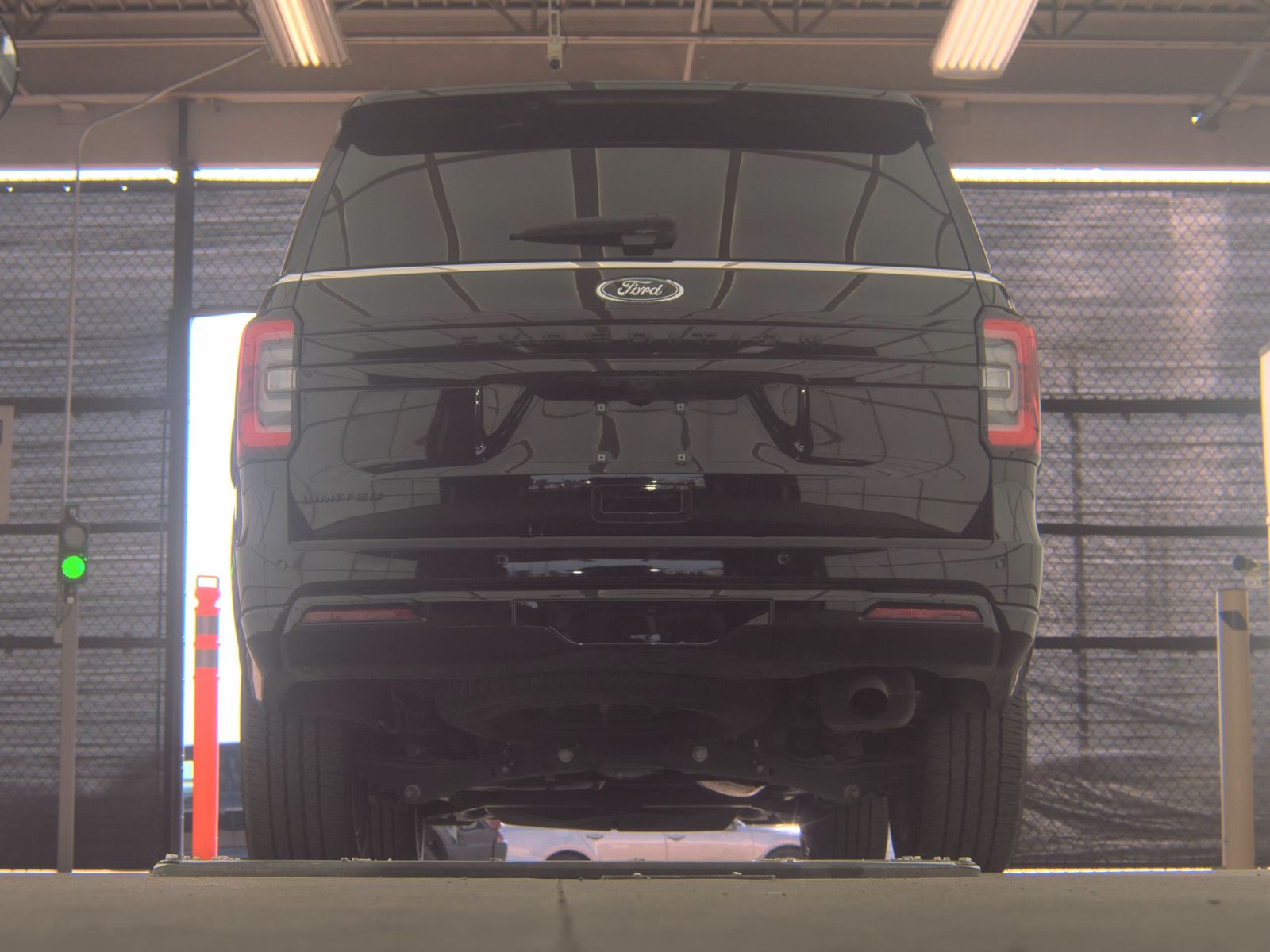 FORD EXPEDITION - 8