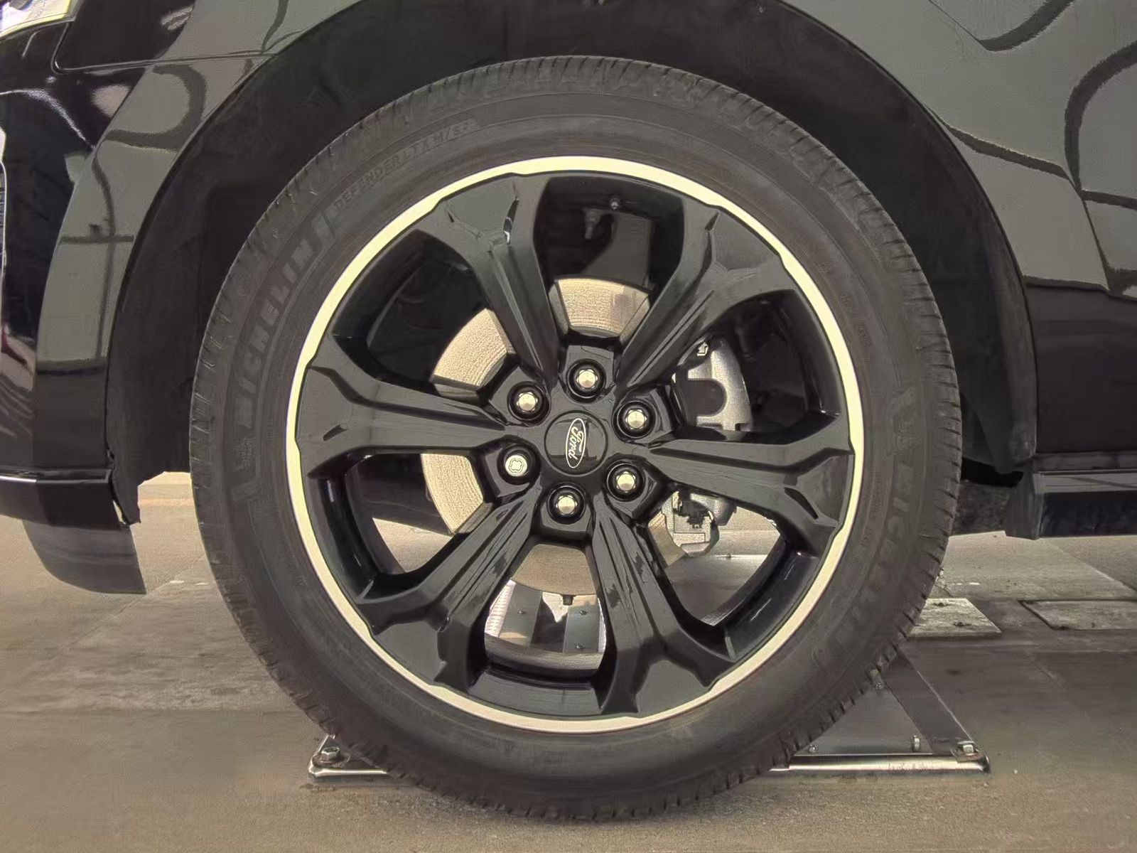 FORD EXPEDITION - 10
