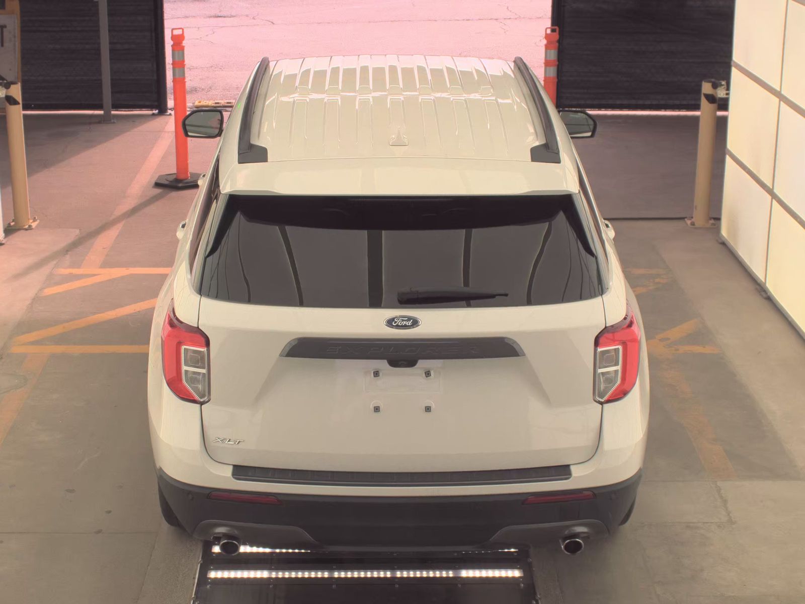 FORD EXPLORER - 7