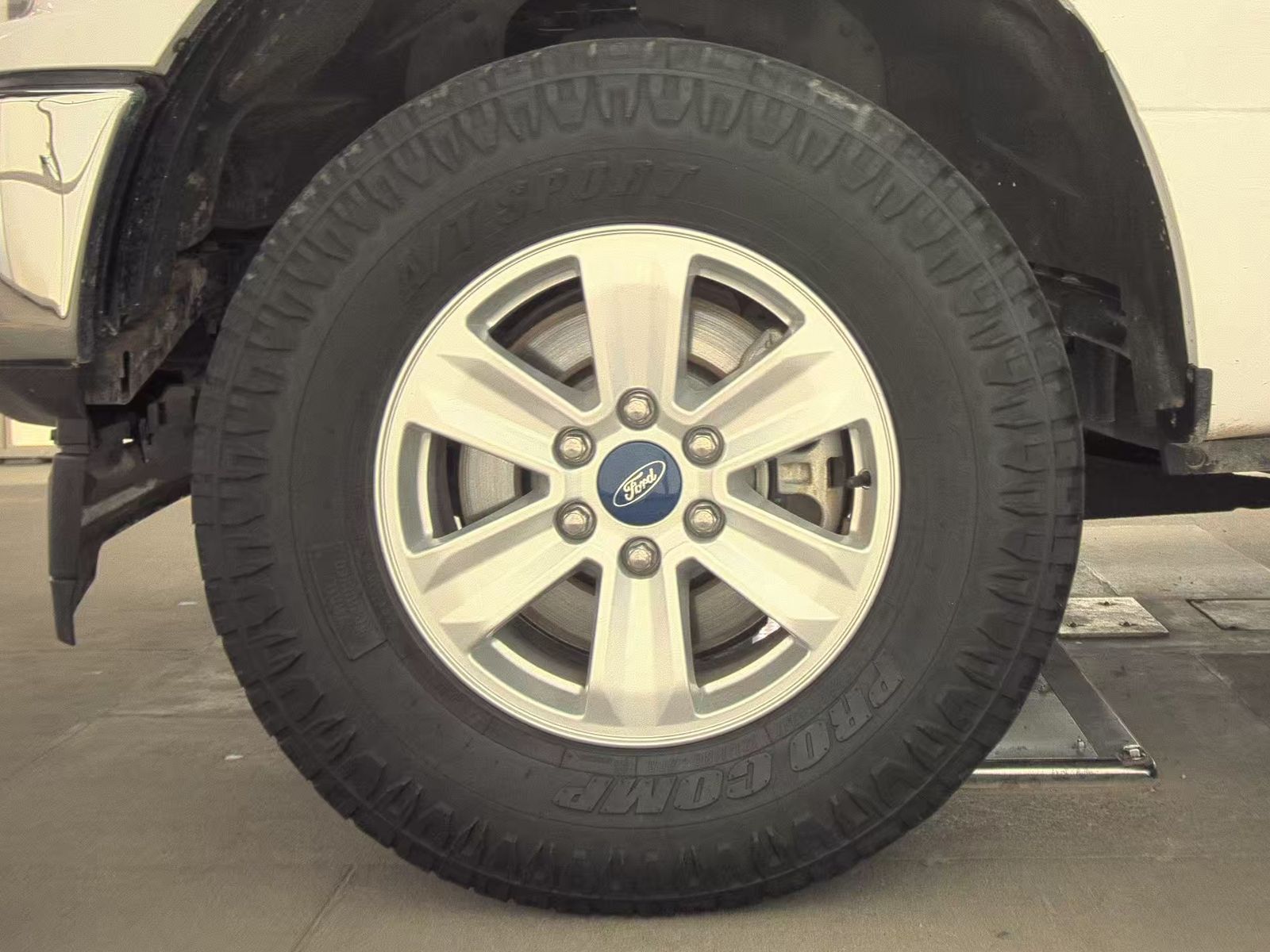 FORD F-150 - 10