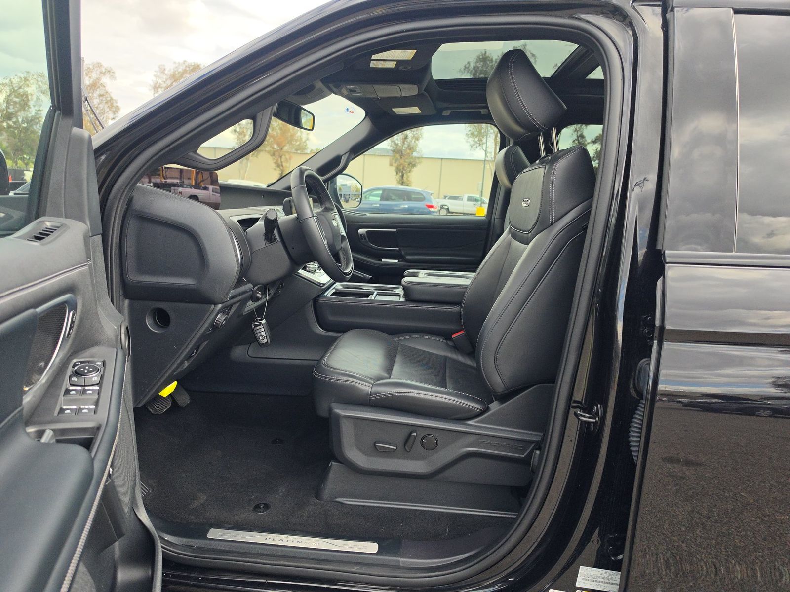 FORD EXPEDITION - 8