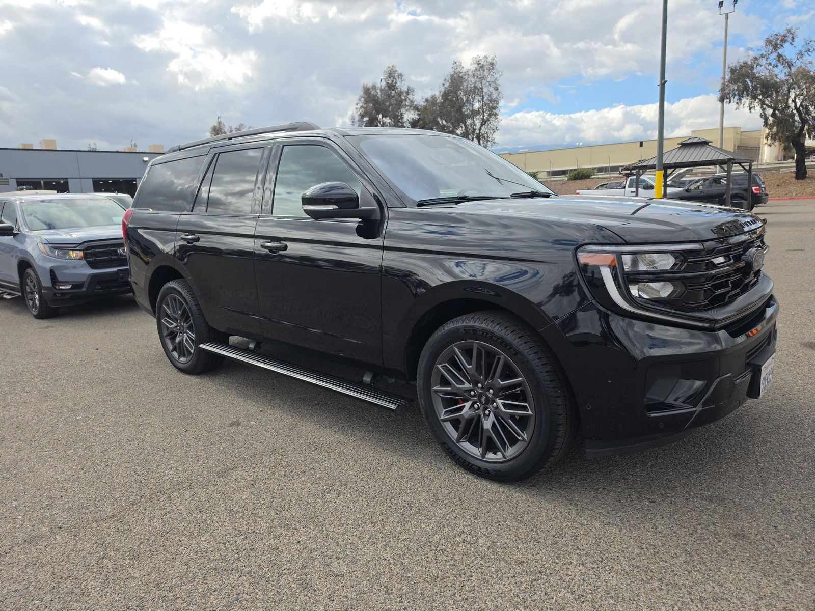 FORD EXPEDITION - 4