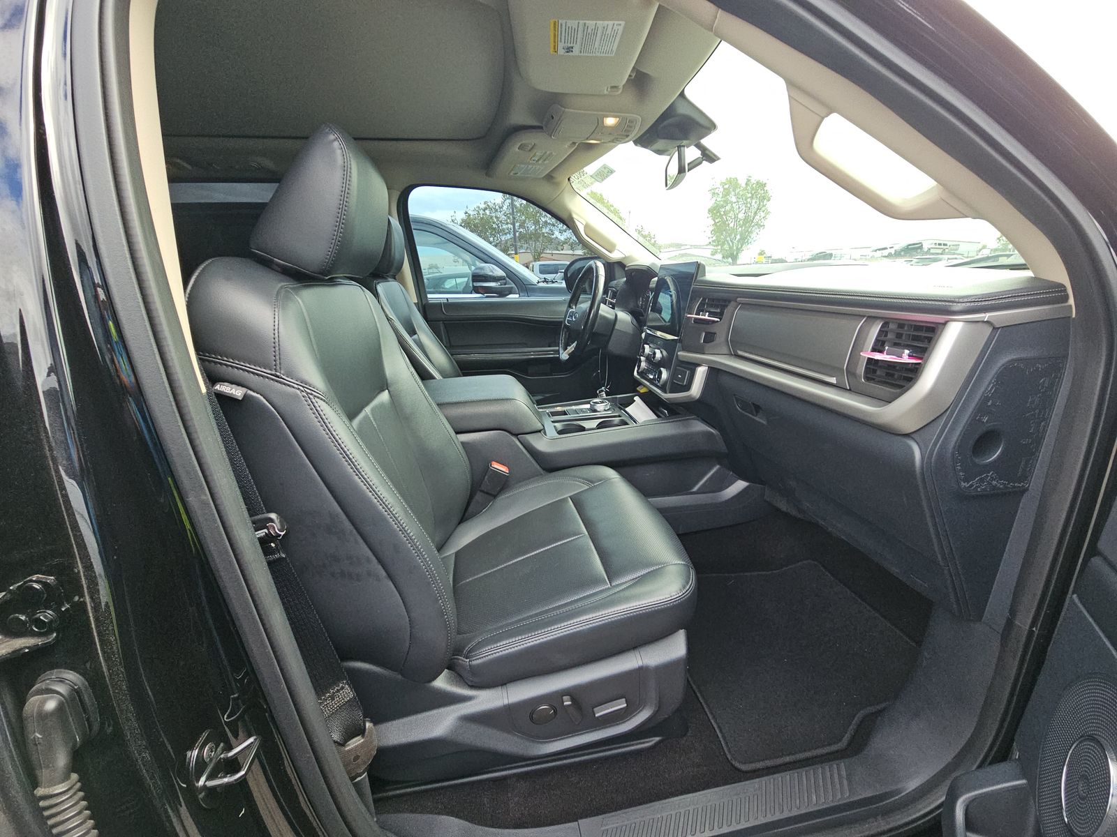 FORD EXPEDITION MAX - 9