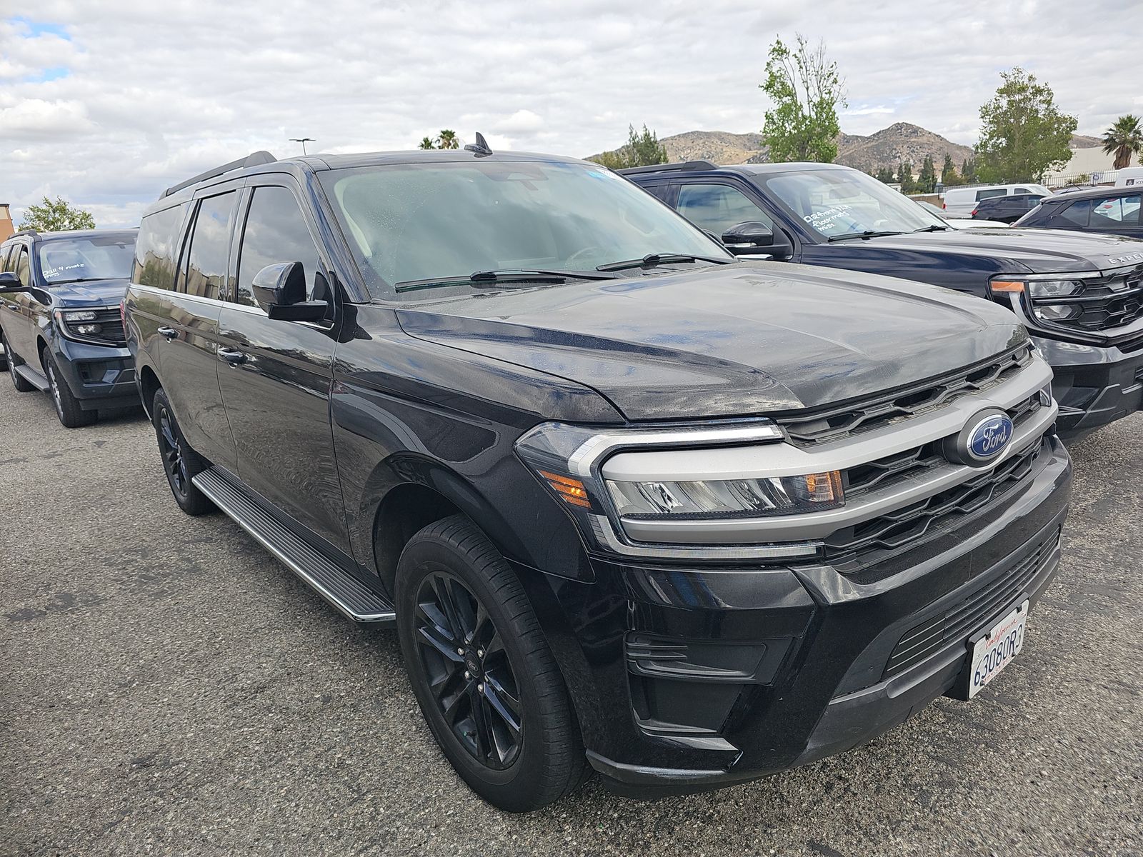 FORD EXPEDITION MAX - 4