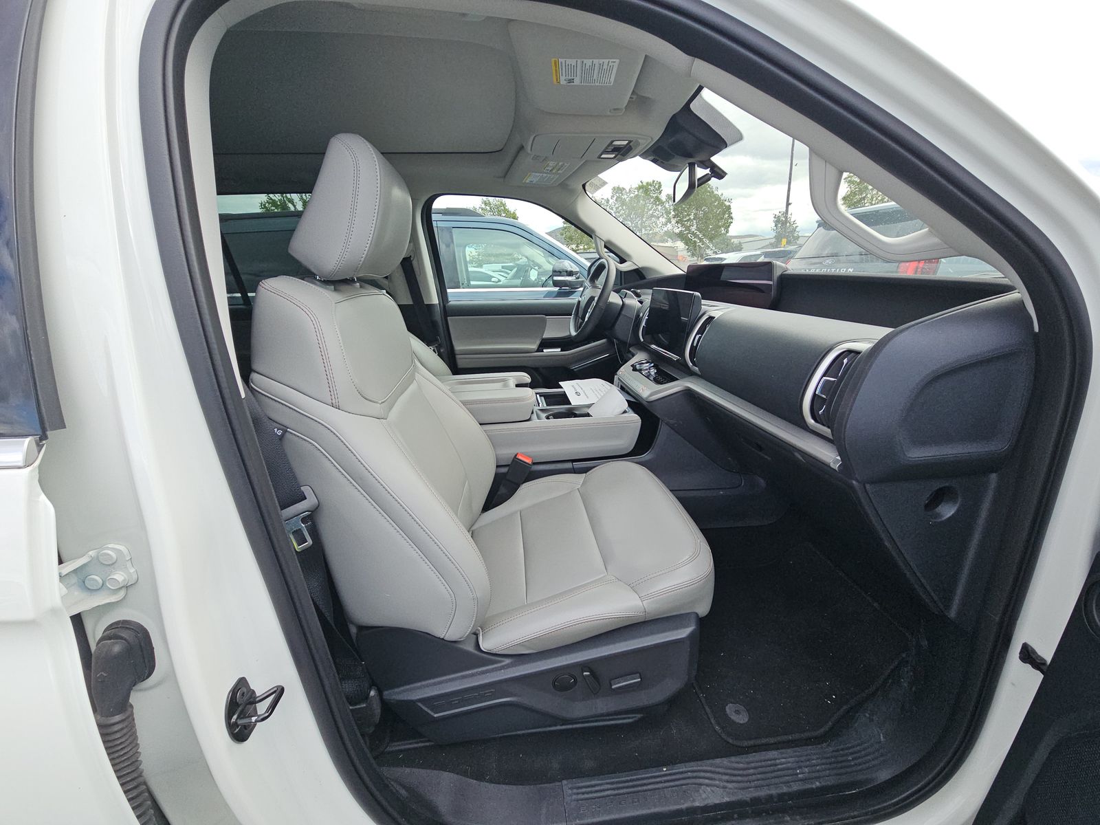 FORD EXPEDITION - 9